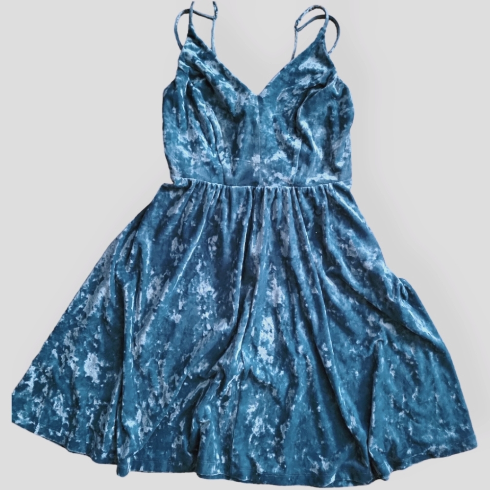 NWOT WILD FABLE Crushed Velvet Strappy Mini Dress Teal